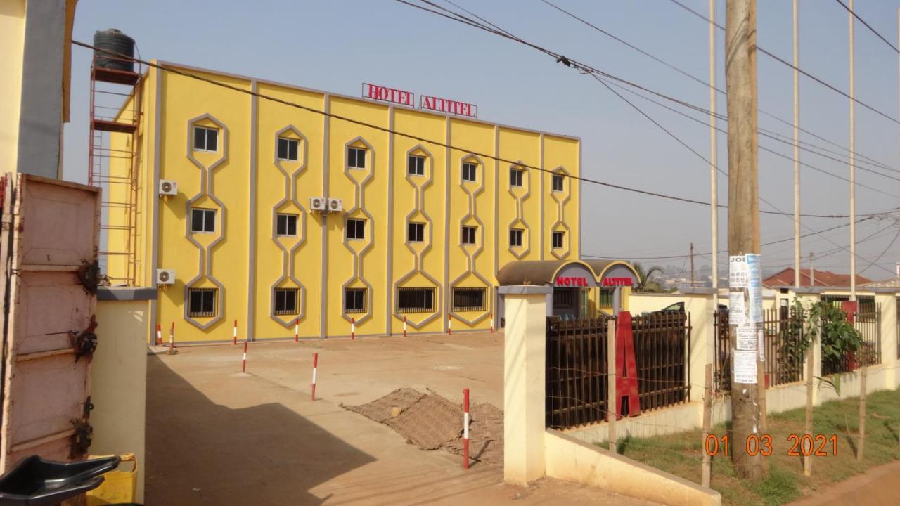 Hotel Altitel Bafoussam ภายนอก รูปภาพ