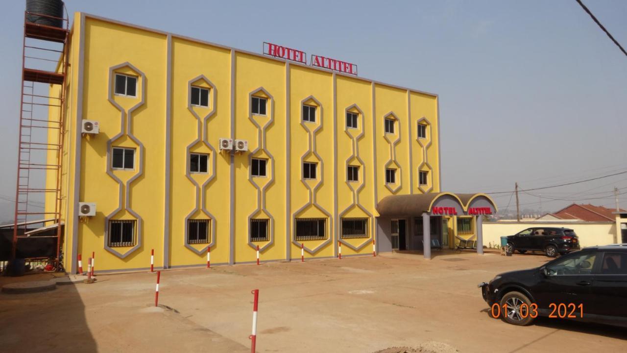 Hotel Altitel Bafoussam ภายนอก รูปภาพ