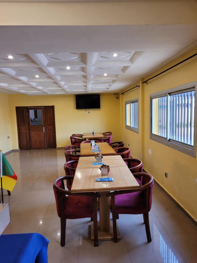 Hotel Altitel Bafoussam ภายนอก รูปภาพ