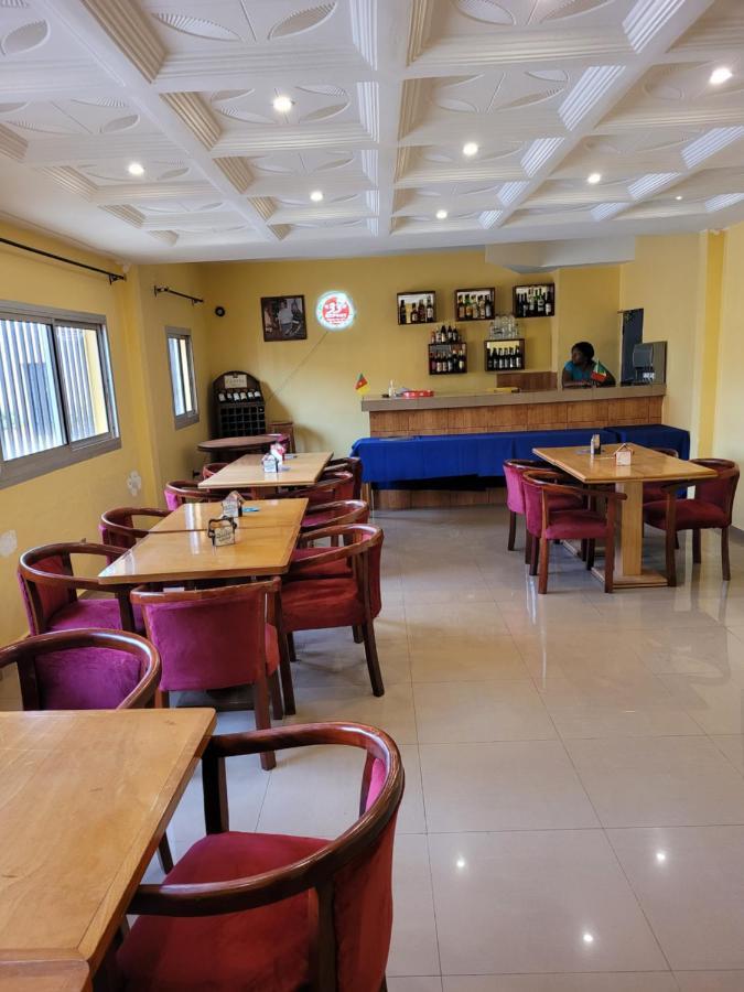 Hotel Altitel Bafoussam ภายนอก รูปภาพ