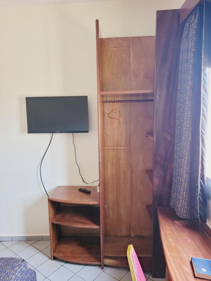 Hotel Altitel Bafoussam ภายนอก รูปภาพ