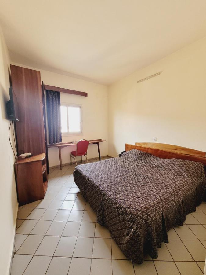 Hotel Altitel Bafoussam ภายนอก รูปภาพ