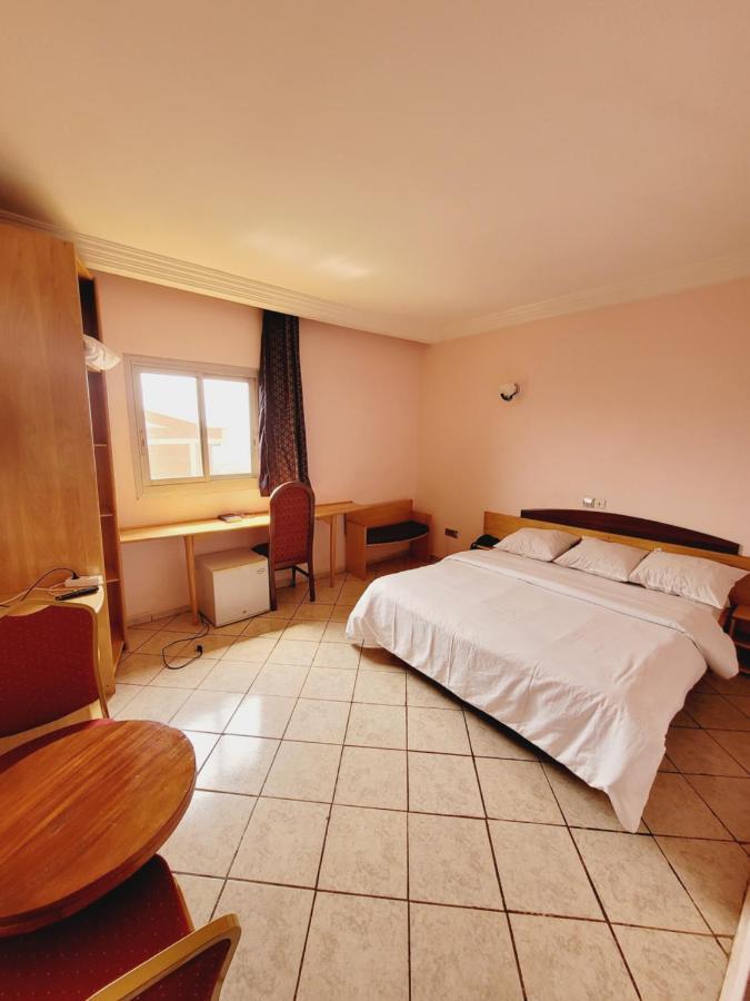 Hotel Altitel Bafoussam ภายนอก รูปภาพ