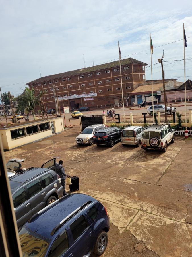 Hotel Altitel Bafoussam ภายนอก รูปภาพ