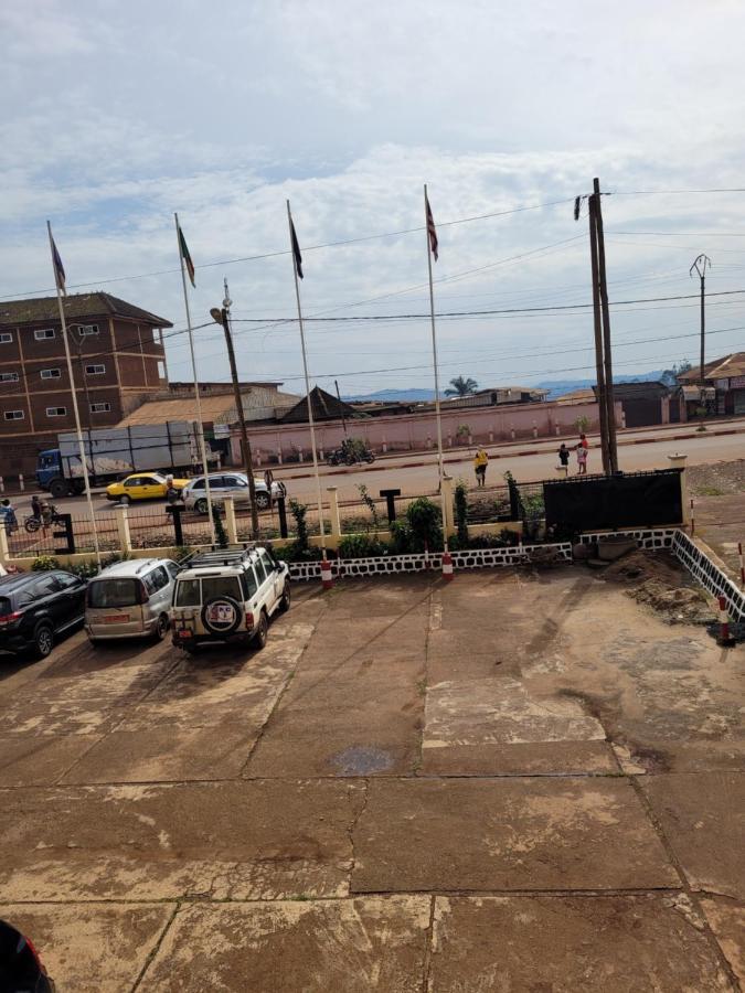 Hotel Altitel Bafoussam ภายนอก รูปภาพ