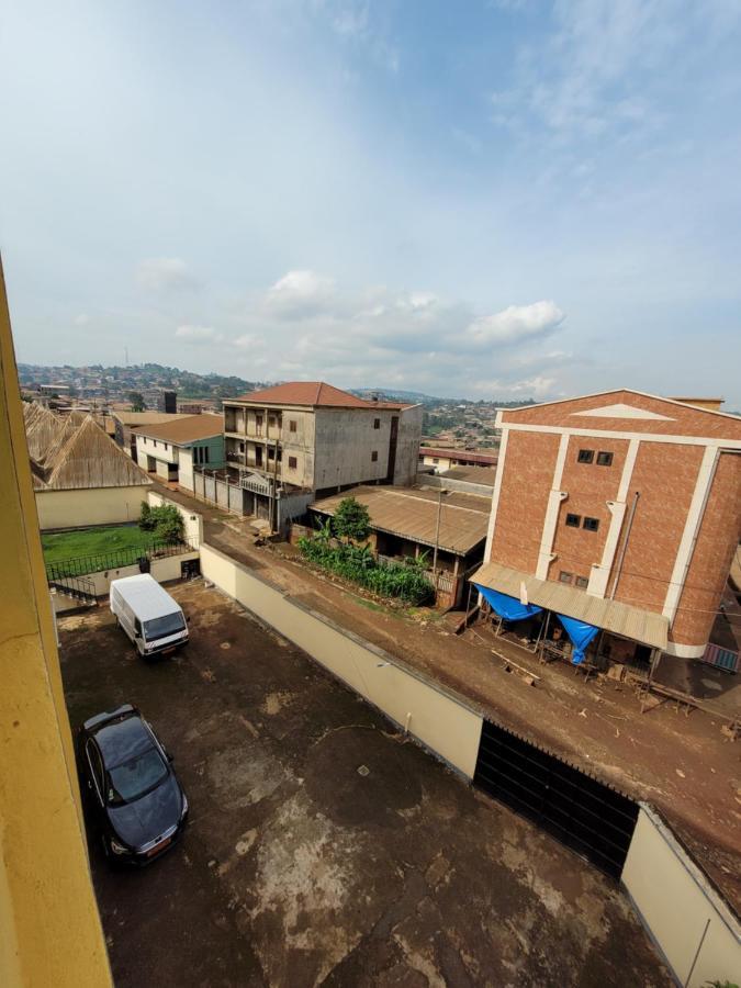 Hotel Altitel Bafoussam ภายนอก รูปภาพ