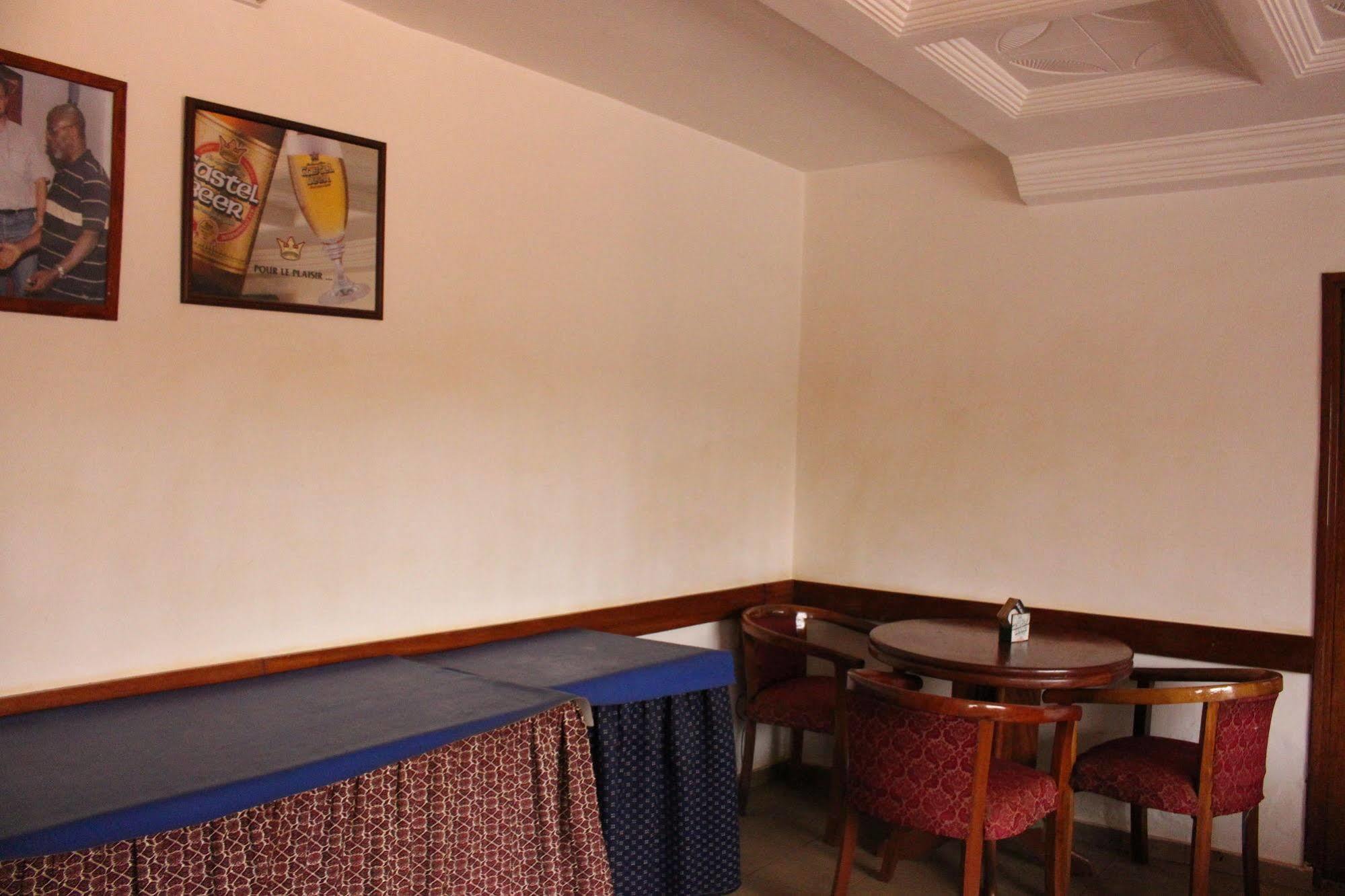 Hotel Altitel Bafoussam ภายนอก รูปภาพ